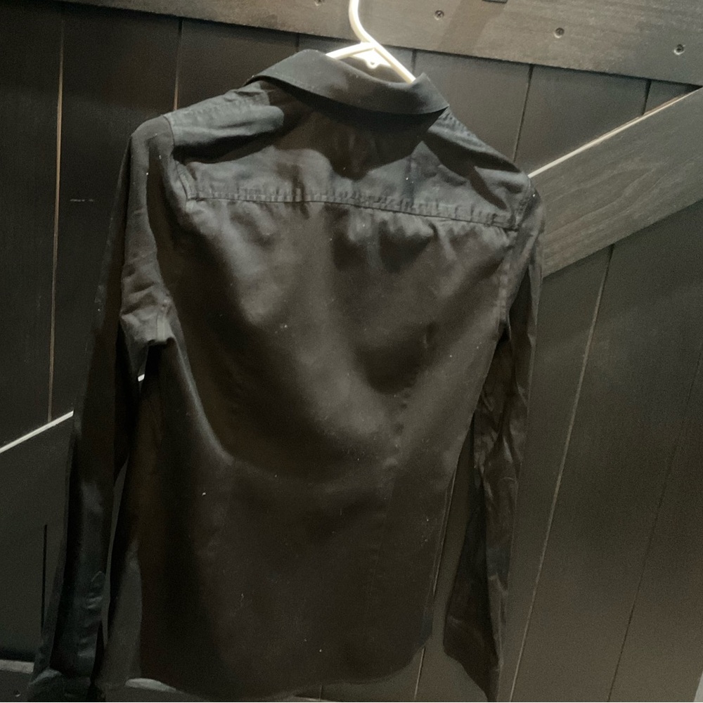 Banana Republic Women’s Dress Shirts - Bundle of 4 - Picture 7 of 12